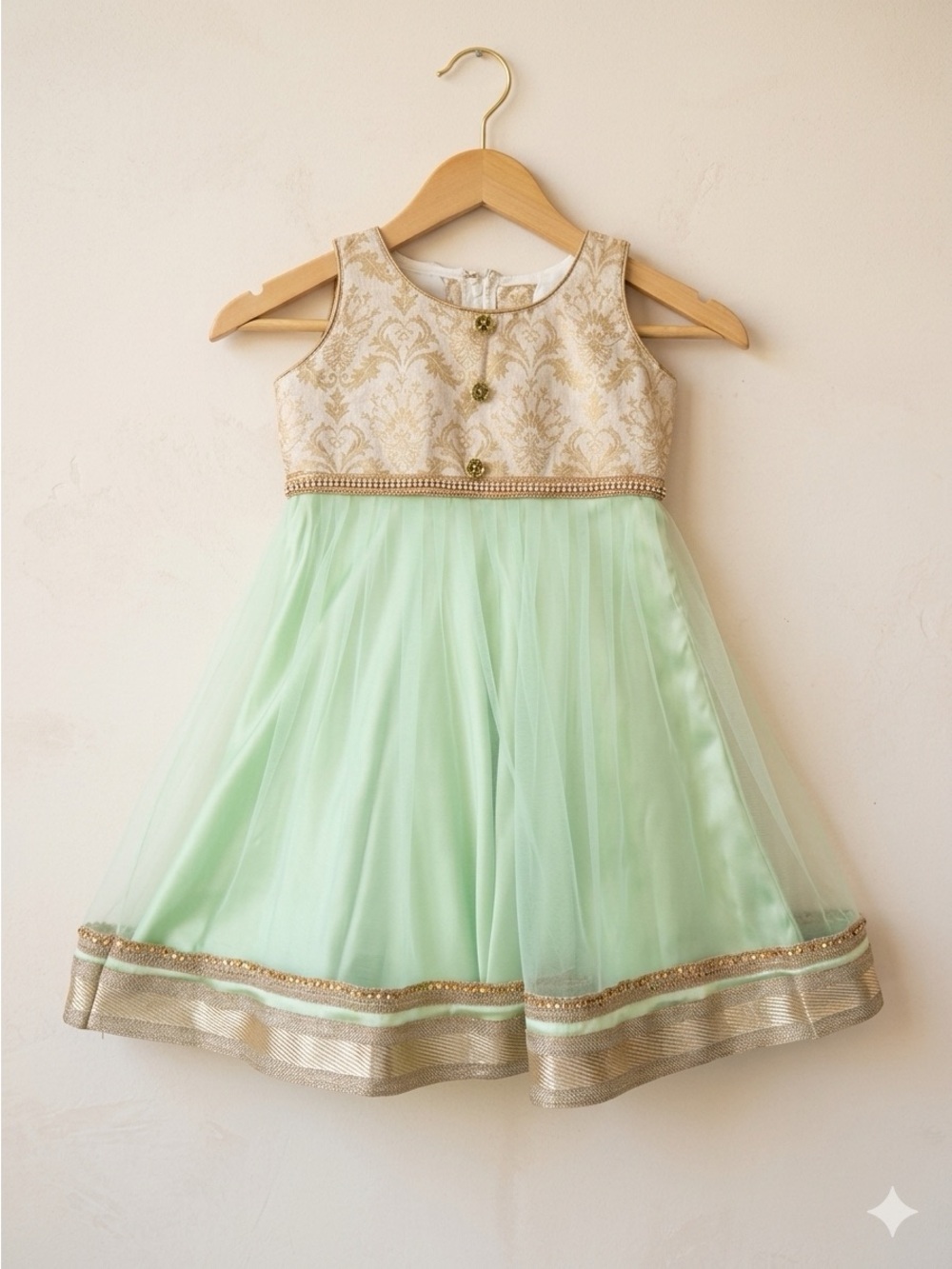 Amithi's Exclusive Mint Green & Gold Brocade Anarkali Dress Size 20 / 2T